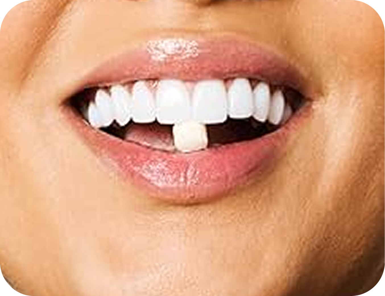 Chewing a Nowa toothpaste tablet