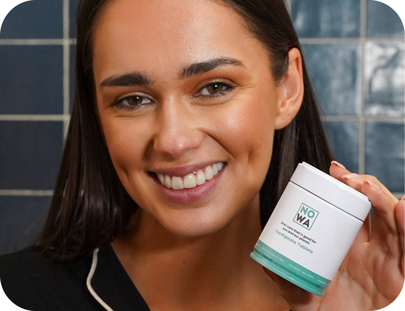 Rinse and enjoy a fresh, clean smile